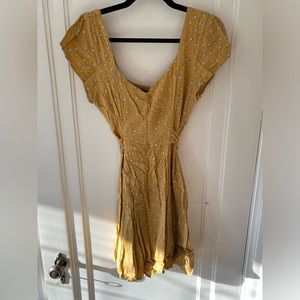 Abercrombie & Fitch Yellow Floral Dress